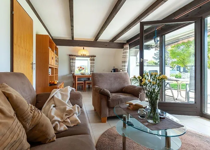 Am hohen Ufer, Reetdach-Haus Ocean Breeze 136