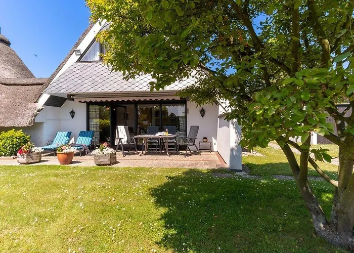 Am hohen Ufer, Reetdach-Haus Ocean Breeze 136